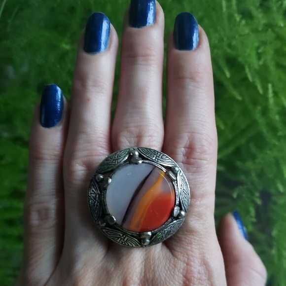 Metal ring - Picture 1 of 5